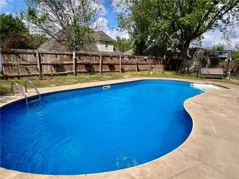 Exterior - 3381 Eaglecrest Cir, Springdale, AR 72762 photo 8 of 8