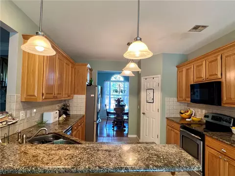 Kitchen - 3381 Eaglecrest Cir, Springdale, AR 72762 photo 2 of 3