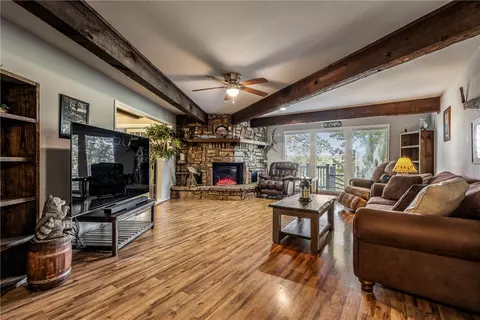 3 Fenchurch Ln, Bella Vista, AR 72715
