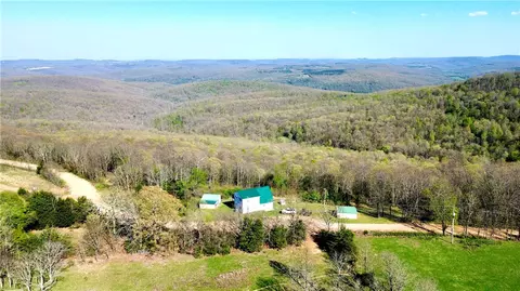 2736 Madison 5555, Huntsville, AR 72740