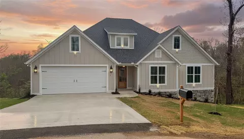3 Anchinleck Cir, Bella Vista, AR 72715
