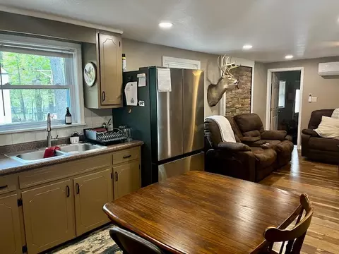 Kitchen - 4622 Creel Rd, Harrison, AR 72601 photo 3 of 3