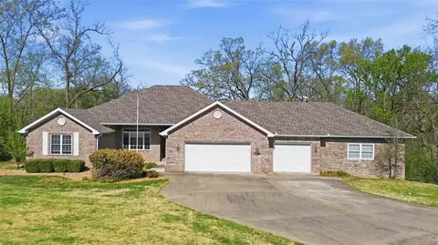 21 Burnmouth Ln, Bella Vista, AR 72715