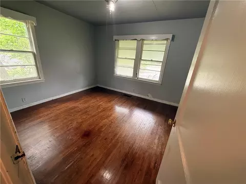 1011 N N Pne, Harrison, AR 72601 photo 4