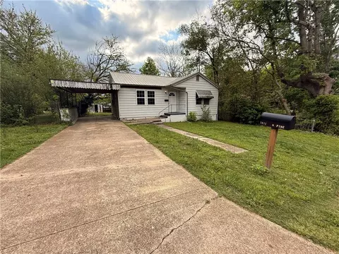 1011 N N Pne, Harrison, AR 72601