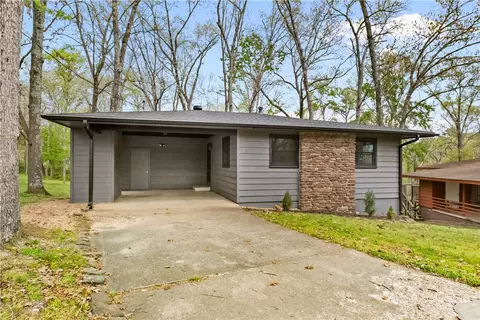 1 Kilby Ln, Bella Vista, AR 72715