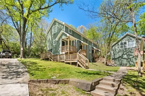247 S Gregg Ave, Fayetteville, AR 72701
