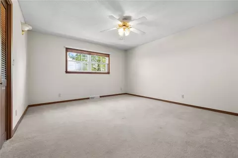 Bedroom - 7288 Hwy 62, Harrison, AR 72601 photo 7 of 7