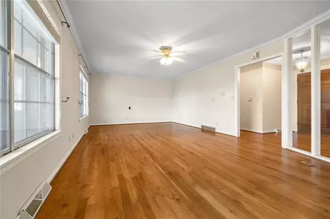 Living - 7288 Hwy 62, Harrison, AR 72601 photo 2 of 6
