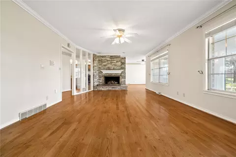 Living - 7288 Hwy 62, Harrison, AR 72601 photo 1 of 6