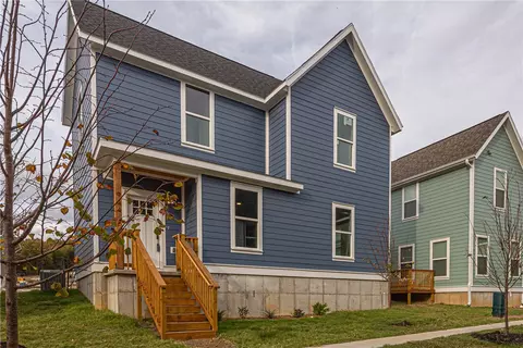 944 S Laramie Hts, Fayetteville, AR 72704
