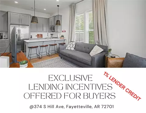 374 S Hill Ave, Fayetteville, AR 72701