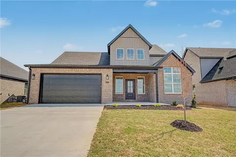 6703 High Meadow Blvd, Bentonville, AR 72713