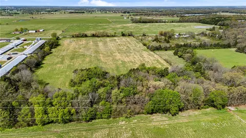 Bloomfield, Gentry, AR 72734 photo 18
