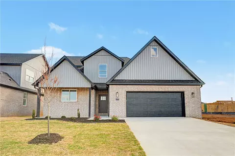 6705 High Meadow Blvd, Bentonville, AR 72713