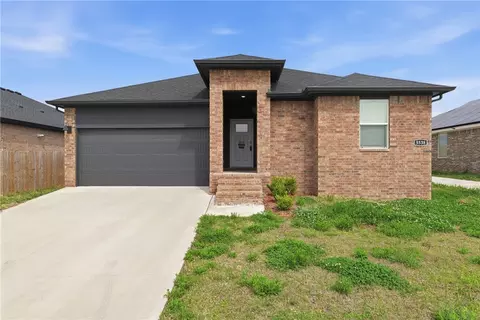 5538 Selah St, Springdale, AR 72764