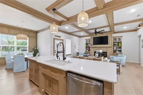 304 SW Gunison Cv, Bentonville, AR 72712