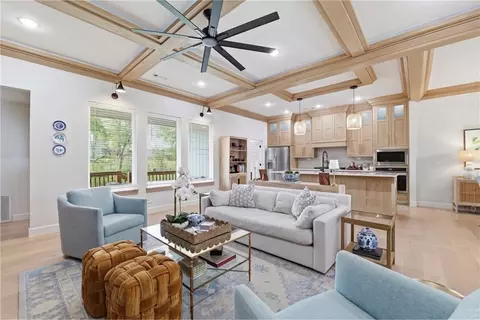 304 SW Gunison Cv, Bentonville, AR 72712