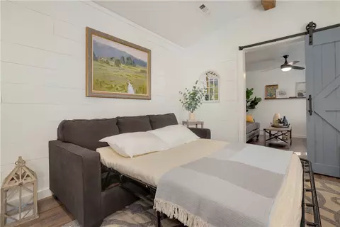 Bedroom - 18659 Eagle Bend Rd, Springdale, AR 72764 photo 1 of 7