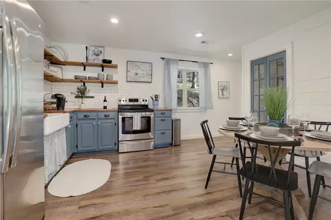 Kitchen - 18659 Eagle Bend Rd, Springdale, AR 72764 photo 1 of 1