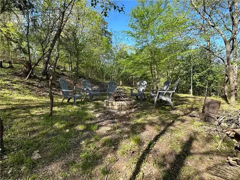 Exterior - 18659 Eagle Bend Rd, Springdale, AR 72764 photo 8 of 12