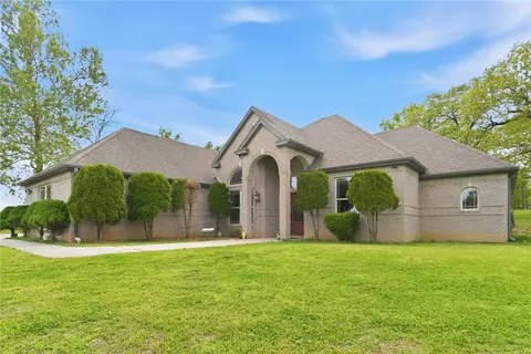 9207 And 9209 Coker Rd, Gentry, AR 72734