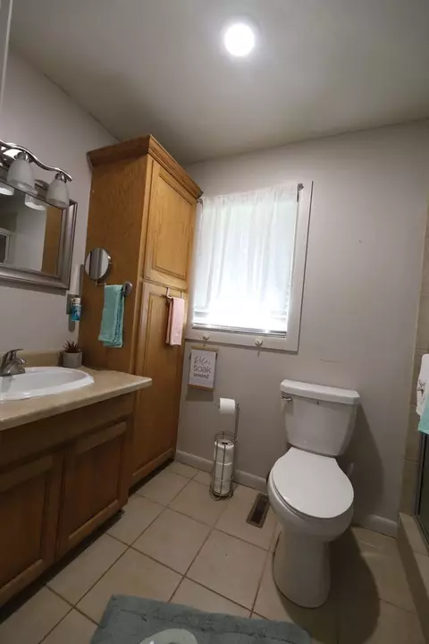 Bath - 602 N Centennial, West Fork, AR 72774 photo 2 of 2