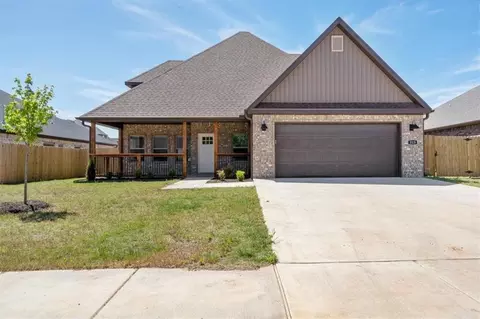 313 Ryder St, Gentry, AR 72734