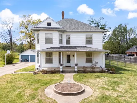 830 S Washington St, Siloam Springs, AR 72761