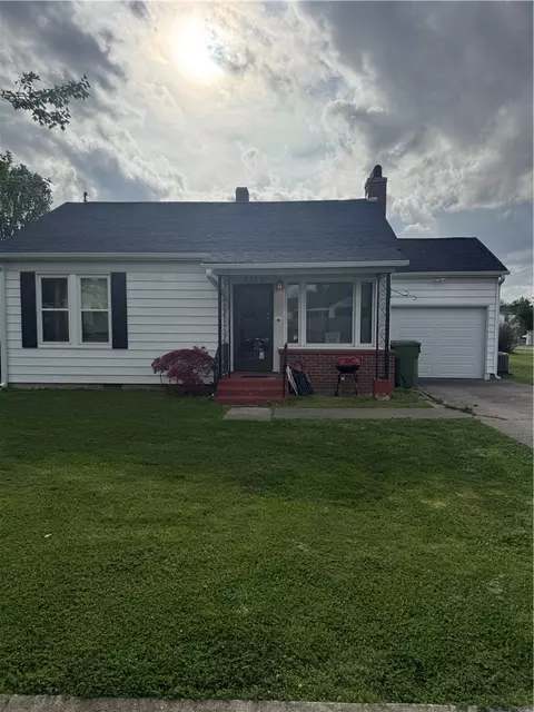 1112 10th St, Rogers, AR 72756