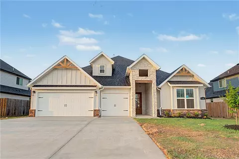 1311 Tiffany St, Centerton, AR 72719