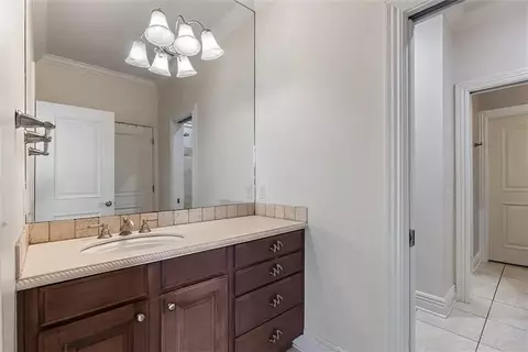 Bath - 3028 Willow Bend Cir, Springdale, AR 72762 photo 5 of 6