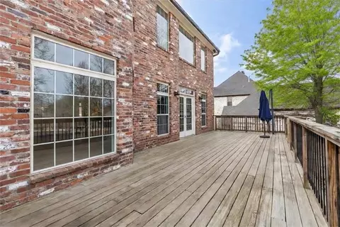 Exterior - 3028 Willow Bend Cir, Springdale, AR 72762 photo 5 of 12