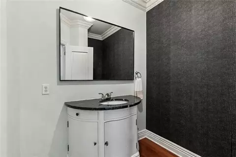 Bath - 3028 Willow Bend Cir, Springdale, AR 72762 photo 1 of 6