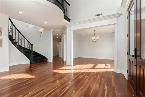 Living - 3028 Willow Bend Cir, Springdale, AR 72762 photo 5 of 8