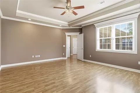 Living - 3473 Grapevine Dr, Springdale, AR 72762 photo 8 of 8