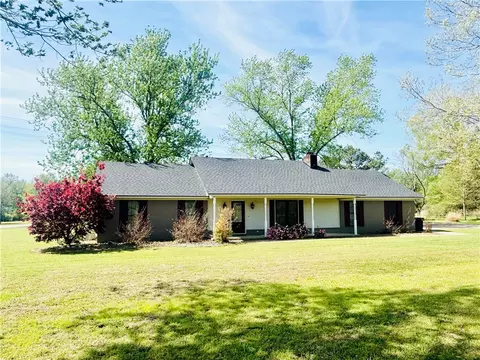 471 Widgeon Rd, Russellville, AR 72802