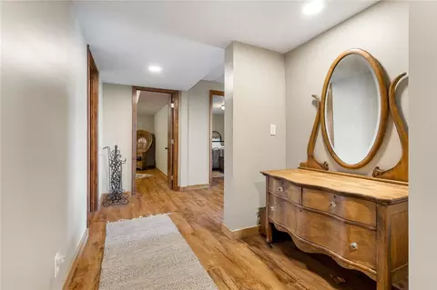 Entry Way - 8283 Ar-43 Hwy, Compton, AR 72624 photo 5 of 5