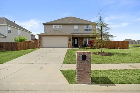 414 Driftwood St, Lowell, AR 72745