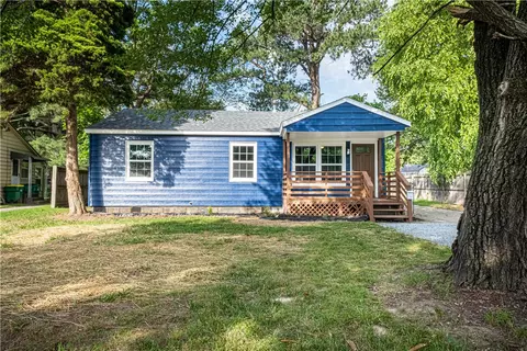 1515 Greenlawn Dr, Springdale, AR 72764