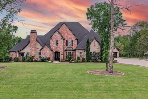 3510 Copper Ridge Rd, Rogers, AR 72756
