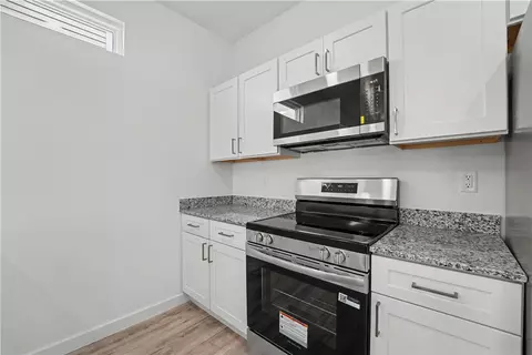 Kitchen - 521 Solar St, Centerton, AR 72713 photo 1 of 1