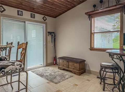 Entry Way - 235 Mc 6074, Flippin, AR 72634 photo 1 of 2