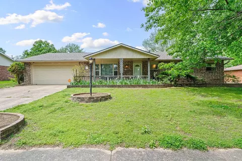Exterior - 2106 Sandy, Springdale, AR 72762 photo 3 of 12