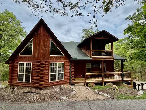 369 Lake Forest Dr, Eureka Springs, AR 72631