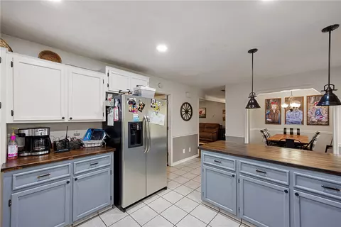 Kitchen - 48 Terrace Dr, Dover, AR 72837 photo 2 of 4