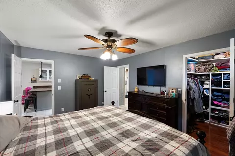 Bedroom - 48 Terrace Dr, Dover, AR 72837 photo 4 of 9