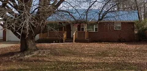 1307 Dyer St, Springdale, AR 72762