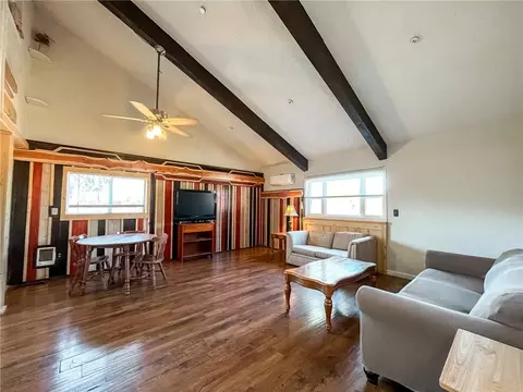 Living - 1792 Choctaw Ln, Harrison, AR 72601 photo 1 of 7