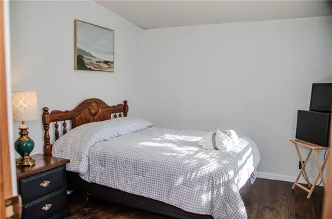 Bedroom - 1792 Choctaw Ln, Harrison, AR 72601 photo 10 of 11